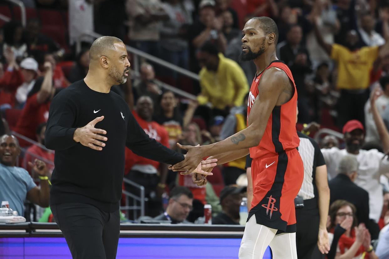 乐鱼官网-谢泼德因祸得福？火箭队1人复出，1人又伤！对阵勇士，或再调首发